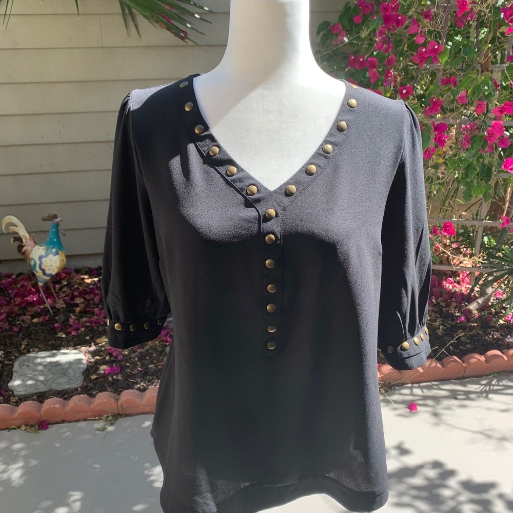 41 Hawthorn black blouse